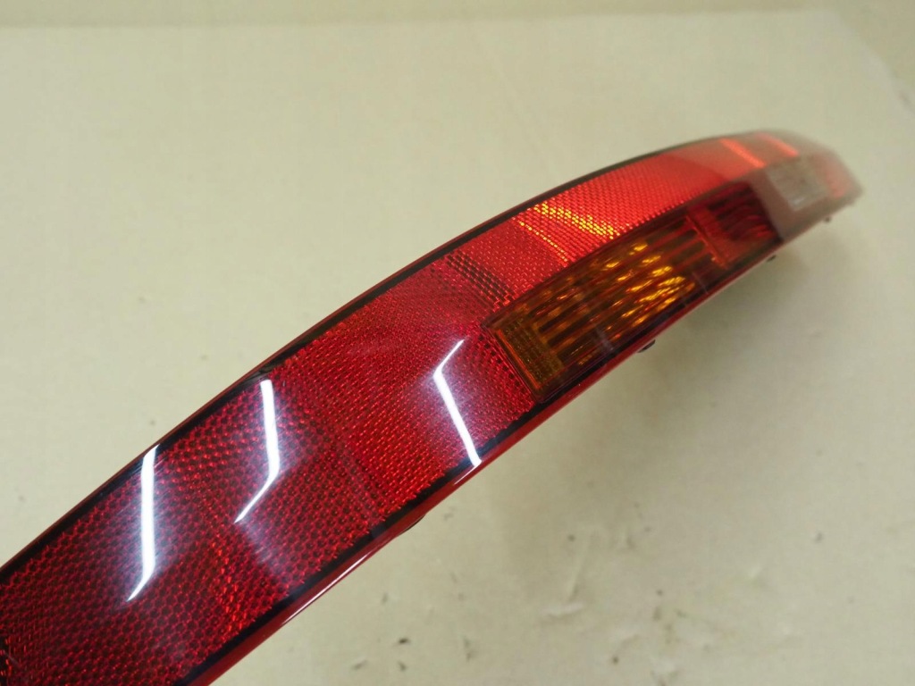 Audi q7 4m 4m0945095a задний  сторона левая лампа бампера заднего с Разборки