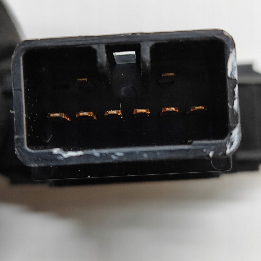 фото №6, Kia carens i 2005 кнопка света аварийных