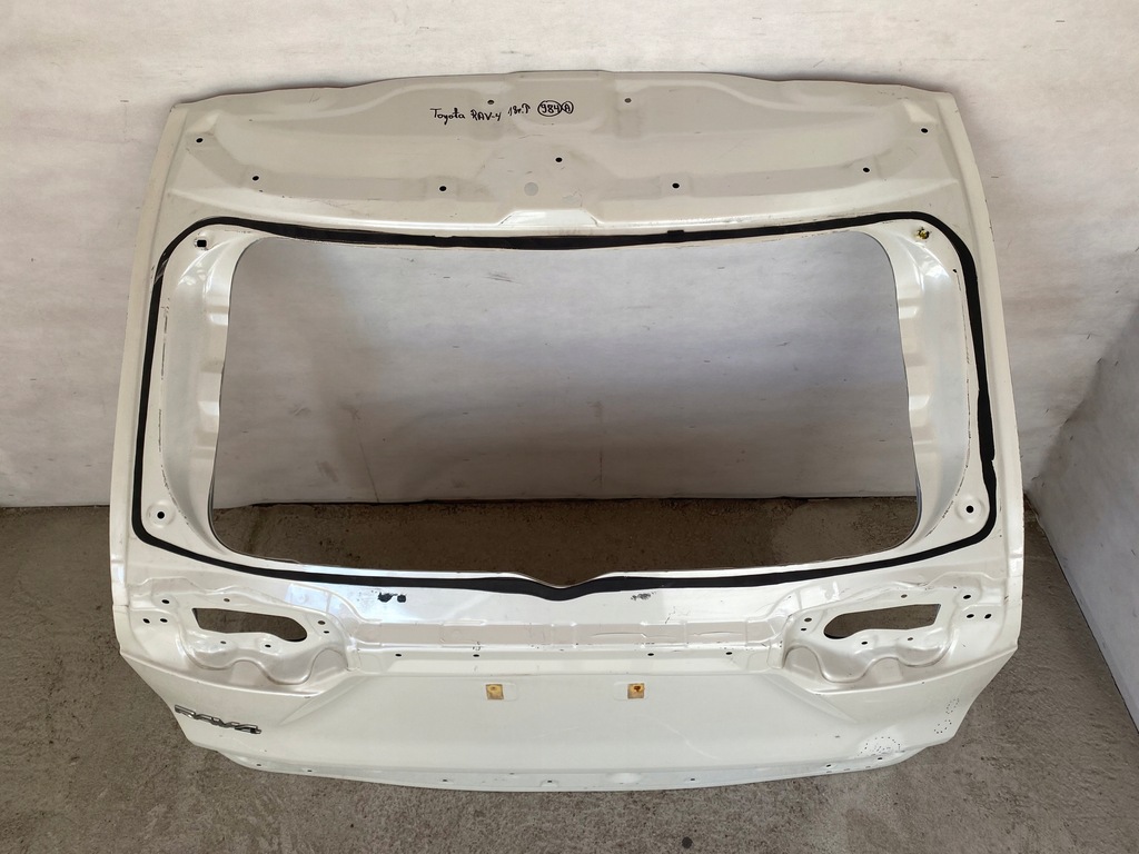 фото №13, Toyota rav4 rav-4 v 2018r- крышка багажника багажника задняя