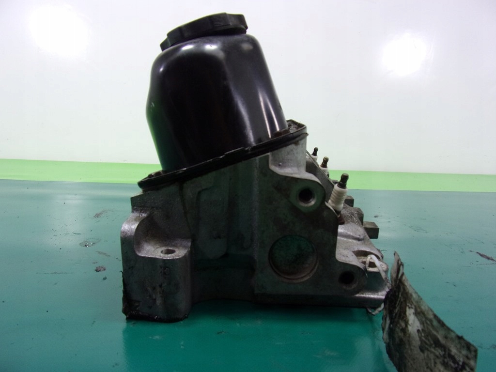 фото №7, Chrysler voyager 3.3 v6 головка двигателя 4621510