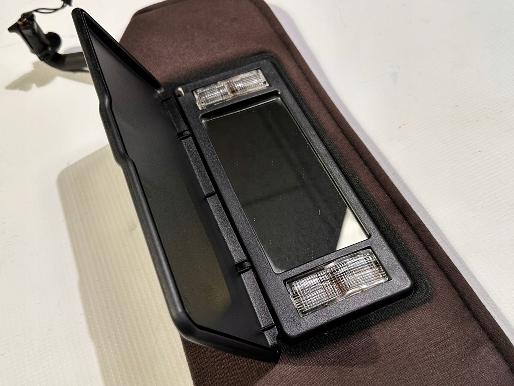 фото №6, Защита солнцезащитная козырёк правый правая chevrolet corvette c5 1997+