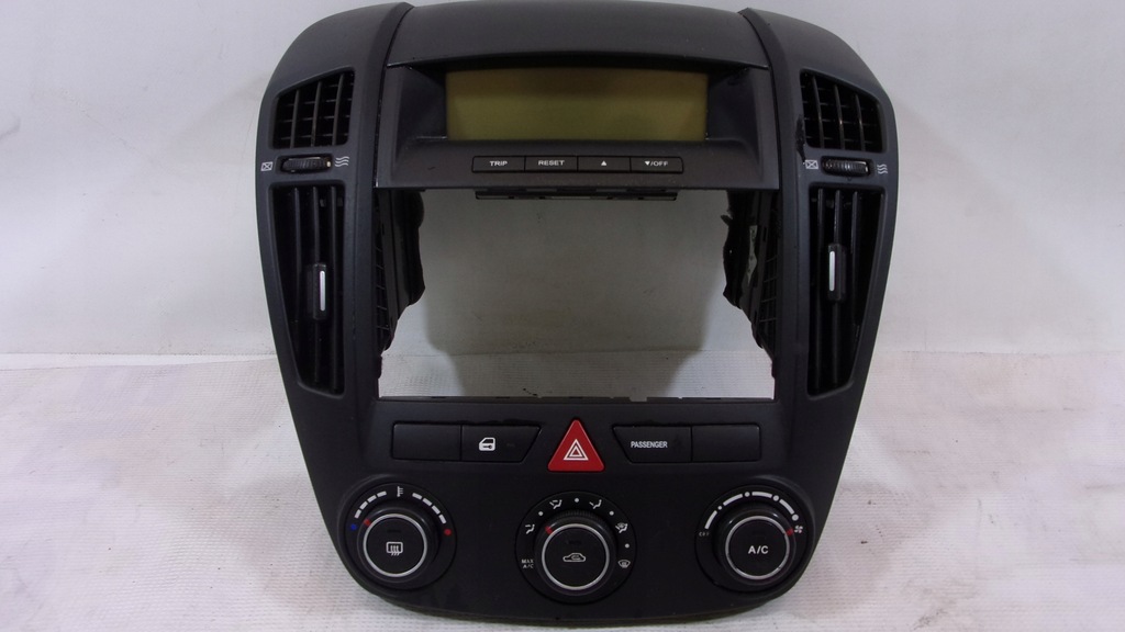 фото №1, Консоль средняя kia ceed i 1 комплектная