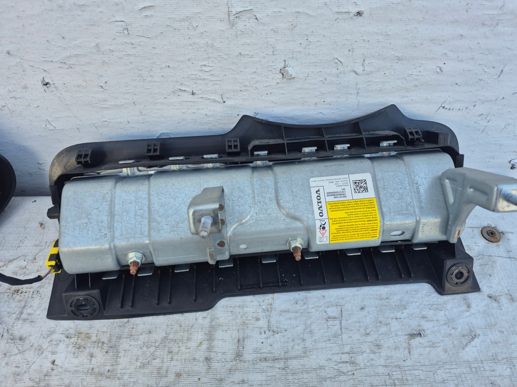 фото №9, Подушка водителя пассажира ремни датчик kpl volvo v40 ii