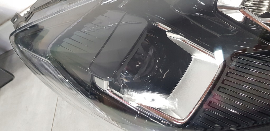 Ford kuga mk3 фара правый перед full led lv4b-13e014-ca Киев