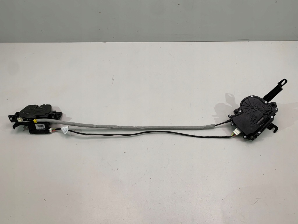 фото №1, Bmw 4 f36 gran coupe замок доводчик кришки задня 7269544 7269516