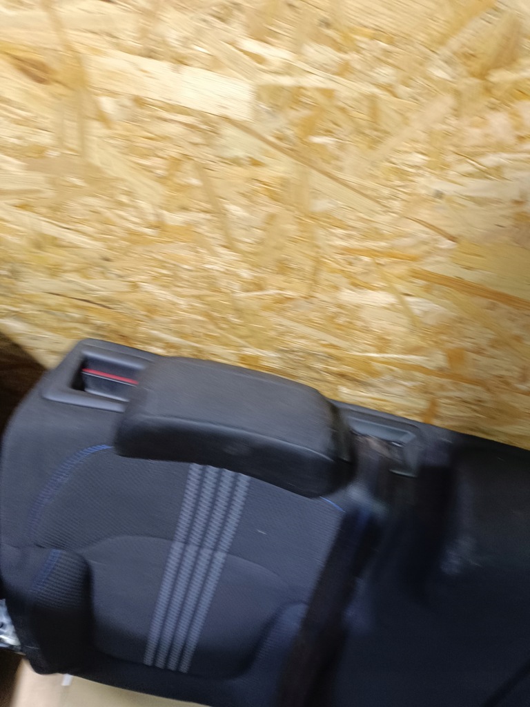 фото №7, Сиденья комплект заднее сиденье задняя megane iv gt