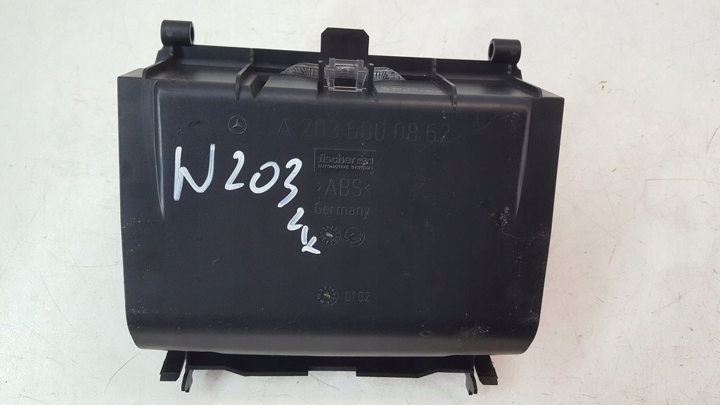 фото №7, Пепельница рамка консоли mercedes w203 2,6