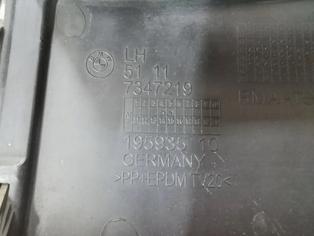 Решётка бампера передний bmw 2 f44/f45 luxury правый  1 левая 593. с Разборки