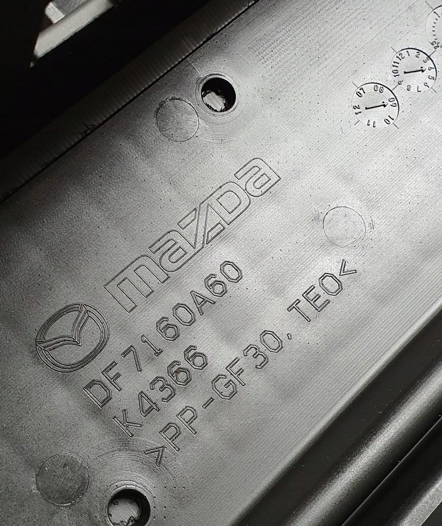 фото №9, Приборная панель приборная консоль mazda 2 de europa