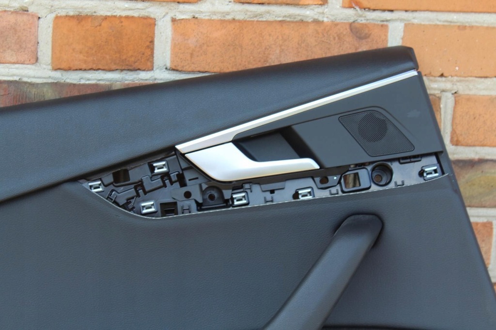 фото №8, Обшивка обивка дверь левый задняя audi a4 s4 b9 2017 avant kombi