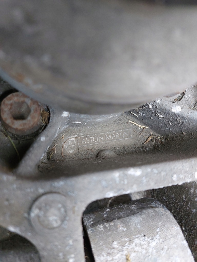 фото №6, Поворотный кулак подвеска правое задняя aston martin vantege 17r 4.7 v8
