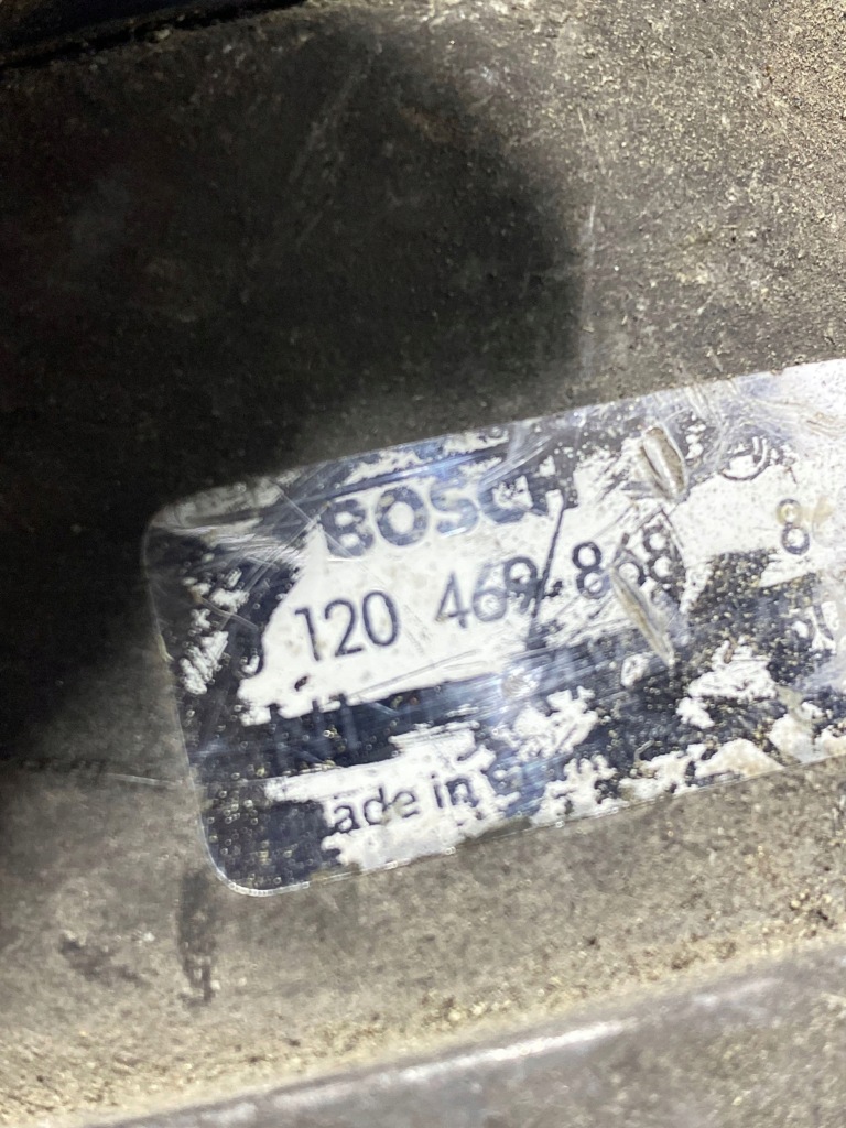 Генератор bmw 5 e34 0120469868 в Україні