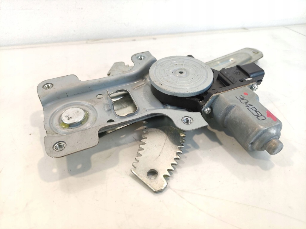 фото №8, Subaru impreza iv 4 моторчик скло двері правий перед