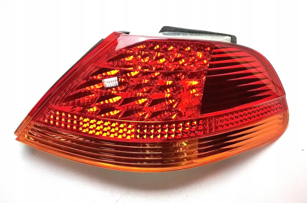 фото №1, Bmw 7 e65 2001-2005 лампа led правая задняя oryg euro