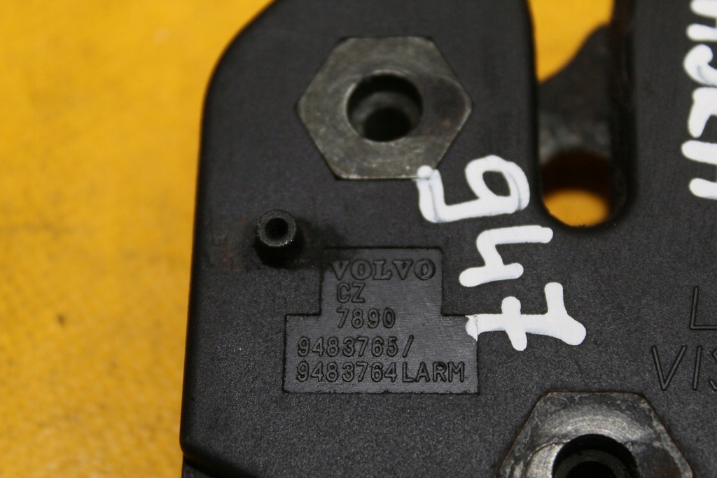 фото №5, Замок капот перед volvo s60 9483765
