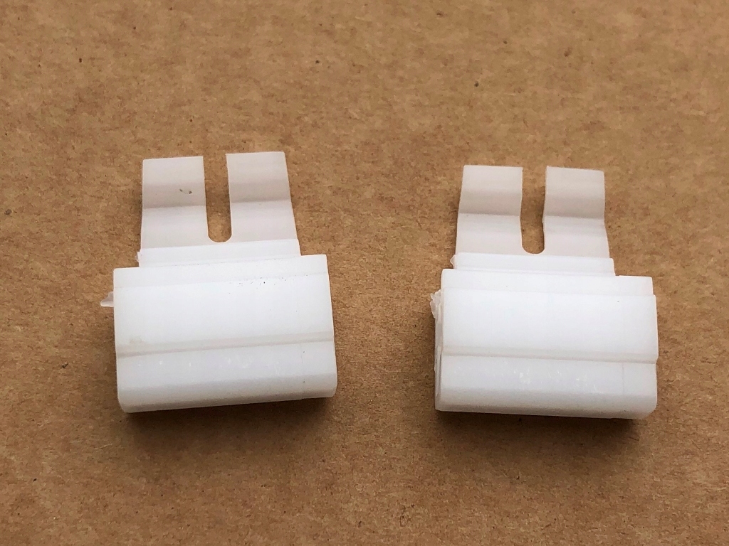 фото №10, Шторка солнцезащитная панорамы black чёрный do toyota camry avalon 2018