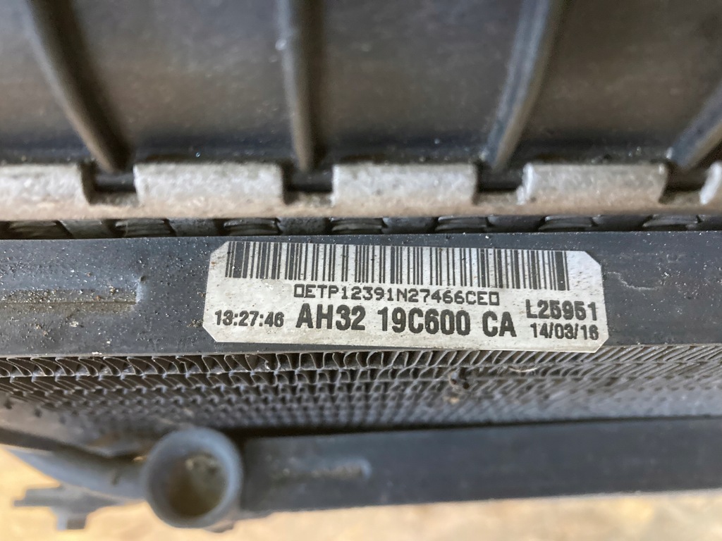 фото №9, Радиатор комплект land rover discovery iv lift 3.0