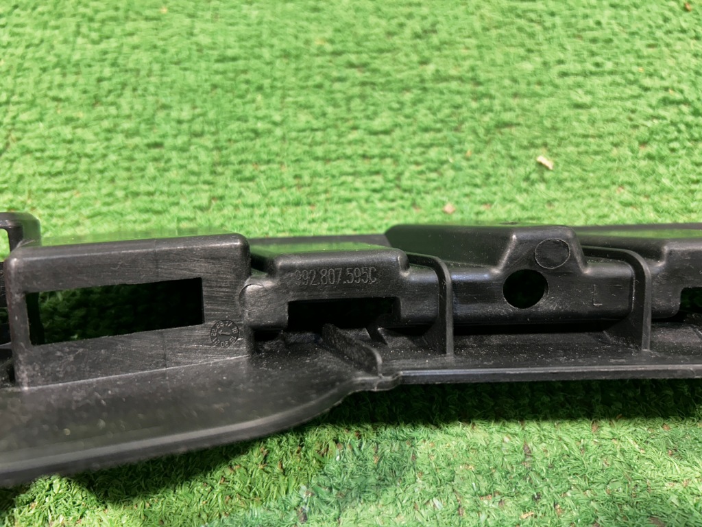 фото №9, Porsche carrera 911 992 напрямна кронштейн бампера лівий перед 992807595c