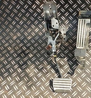 фото №1, Infiniti fx fx30 fx35 fx37 fx50 педаль педали