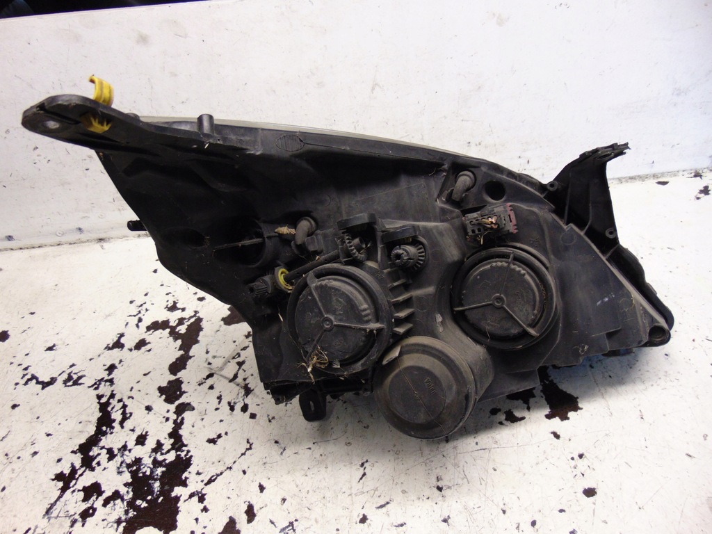 фото №9, Лампа левая перед передняя opel vectra c lift 2005r- signum europa