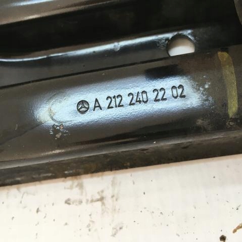 фото №6, Кронштейн кронштейн w212 2.2 cdi a2122402202