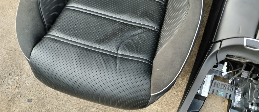 Сидіння заднє сидіння mercedes e63 s amg w213 sedan шкіра alcantara вентильовані в Україні