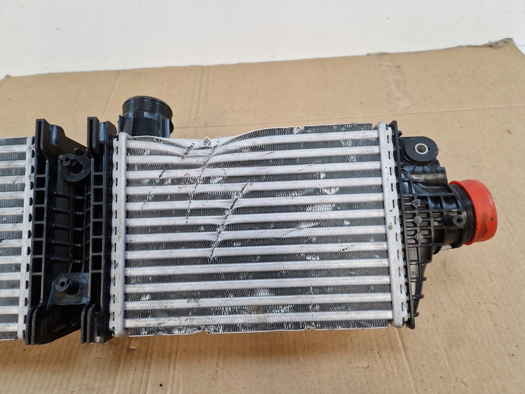 фото №9, Porsche 911 992 радиатор интеркулер org 992145805f