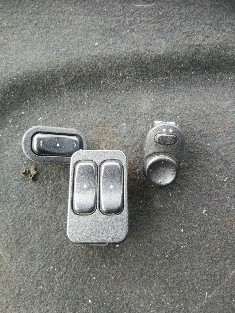 фото №1, Opel astra g ii панель кнопка кнопка окон задняя l+p