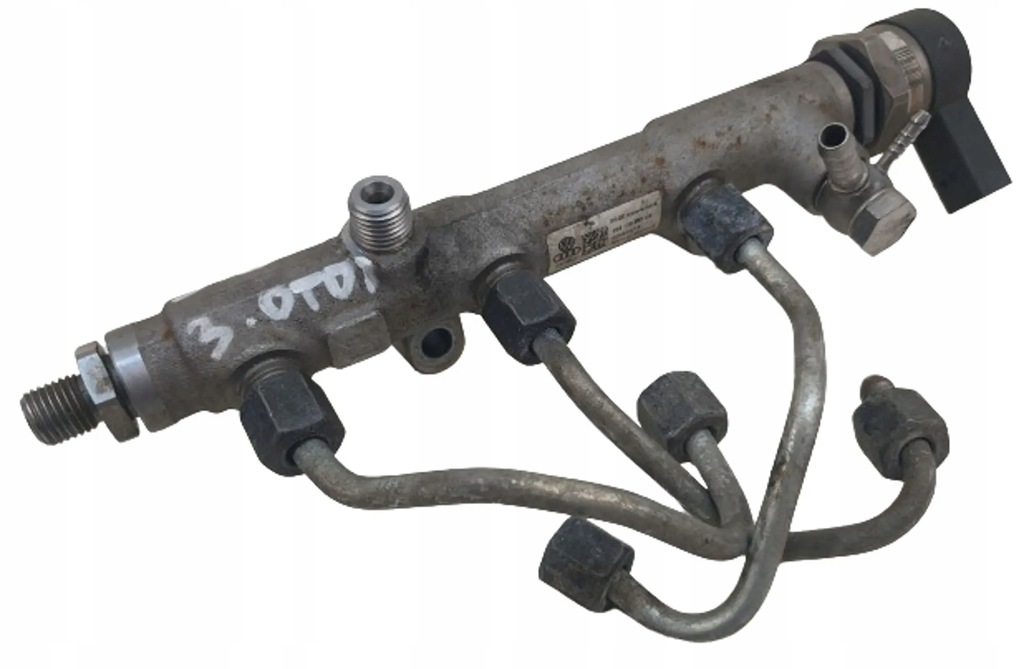 фото №1, Porsche panamera 970 3.0 tdi молдинг упорскування 059130090cb oryg