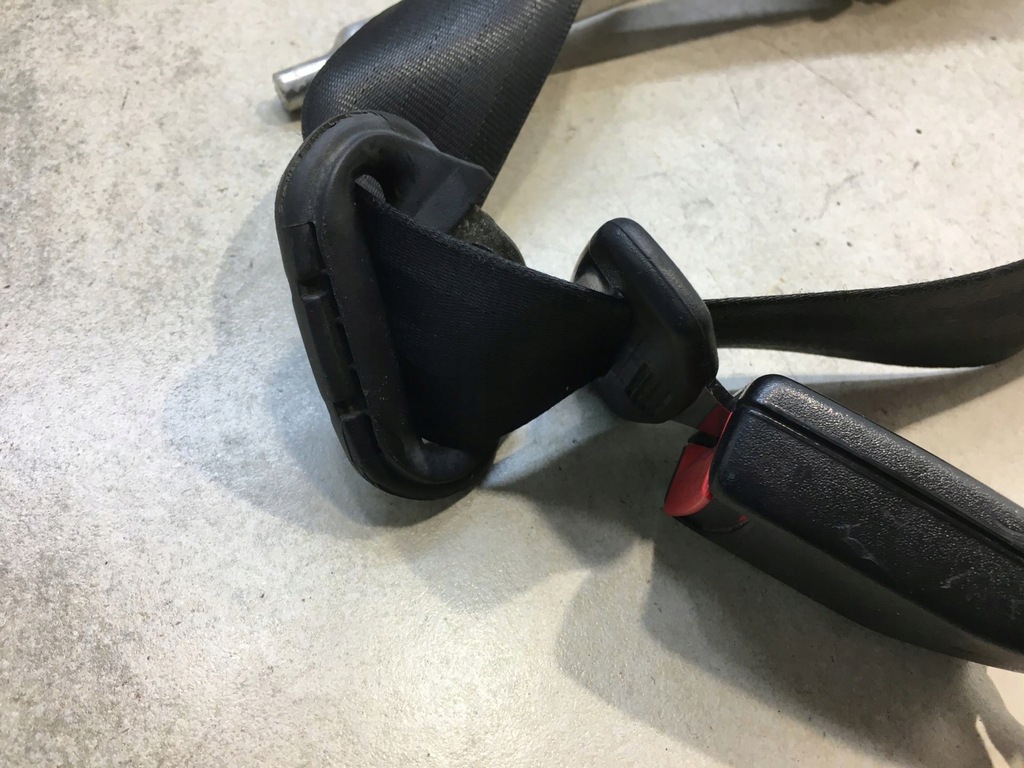 фото №5, Pas безпеки правий перед a4 b5 fl 8d0857706