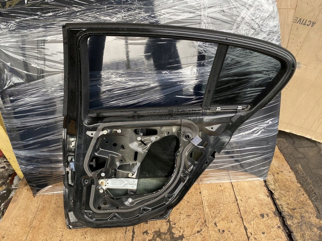 фото №7, Дверь правый задняя bmw 1 e87 583