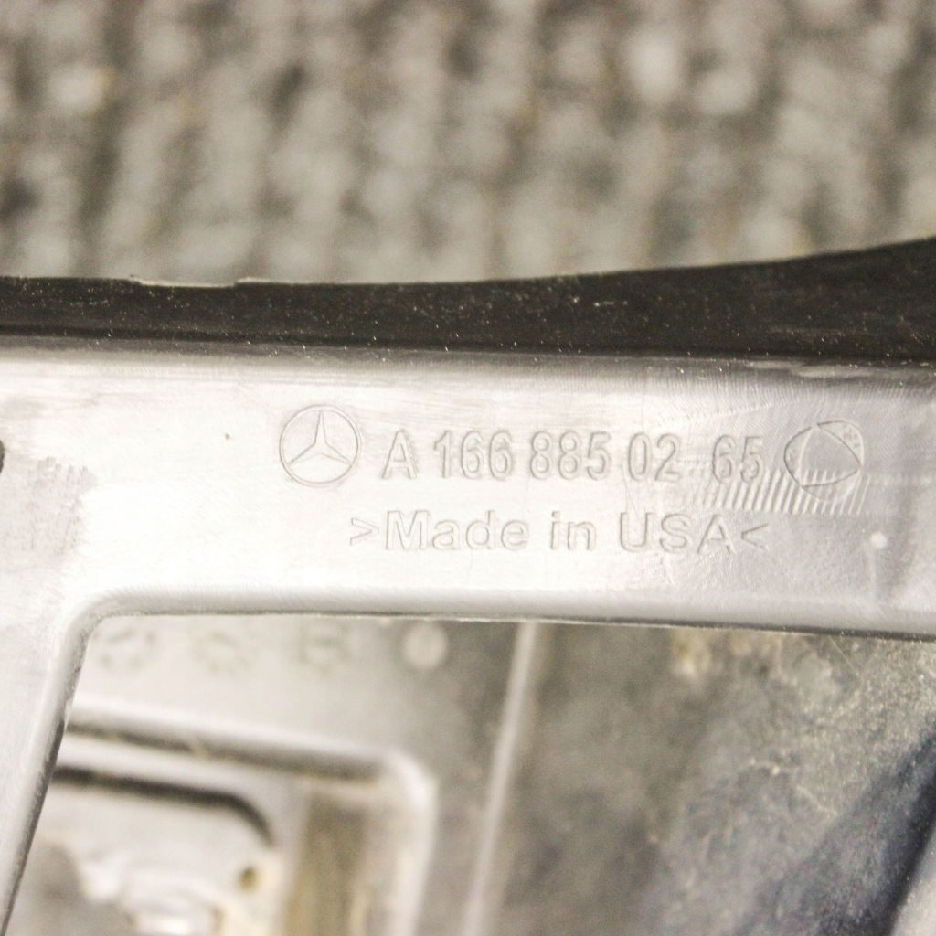 Mercedes-benz gl x166 2013 кронштейн / кронштейн бампера заднього a1668850265 Київ