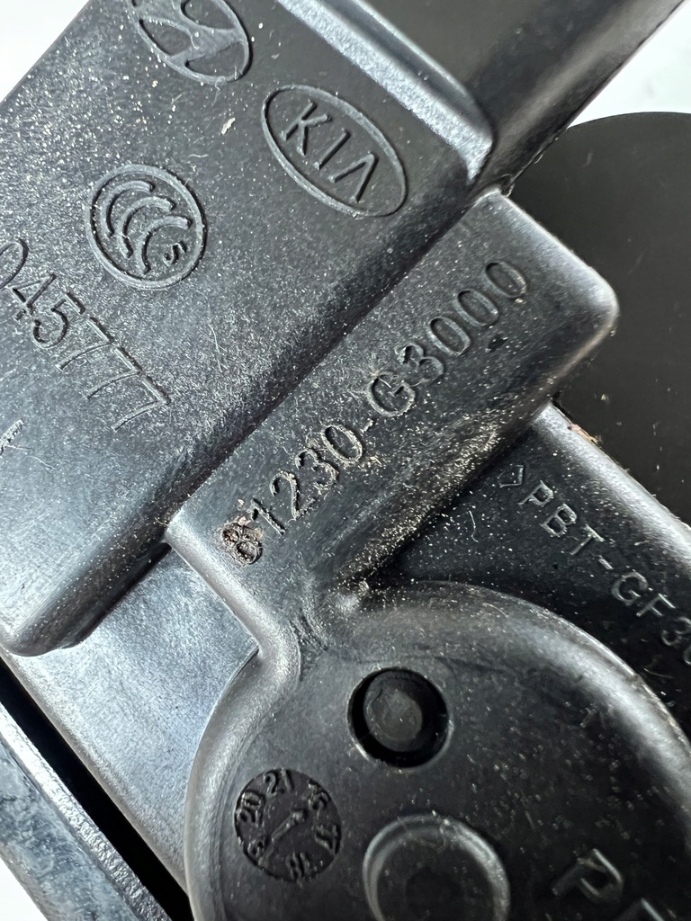 фото №10, Hyundai i30 iii kombi hb 17-20 замок кришки багажника 81230-g3000