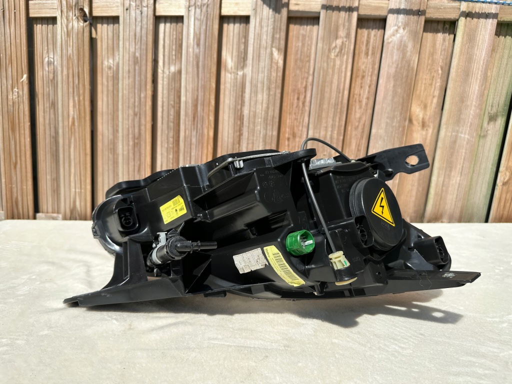 Maserati quattroporte vi 13-16 ксенон ліва лампа америка поворотна m156 в Україні