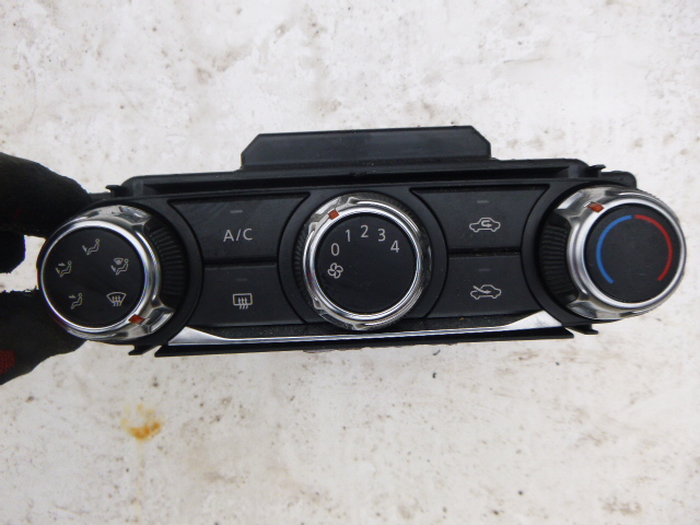 фото №1, Панель управление вентиляция micra k14 2017-2020r