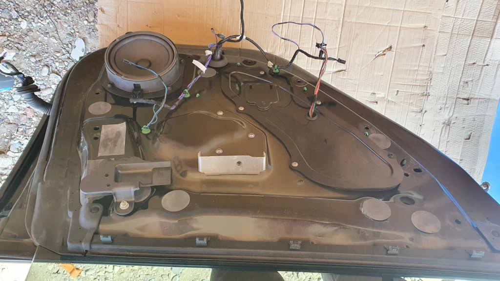 Tesla s 2013 год дверь задняя левое pbsb комплект Киев