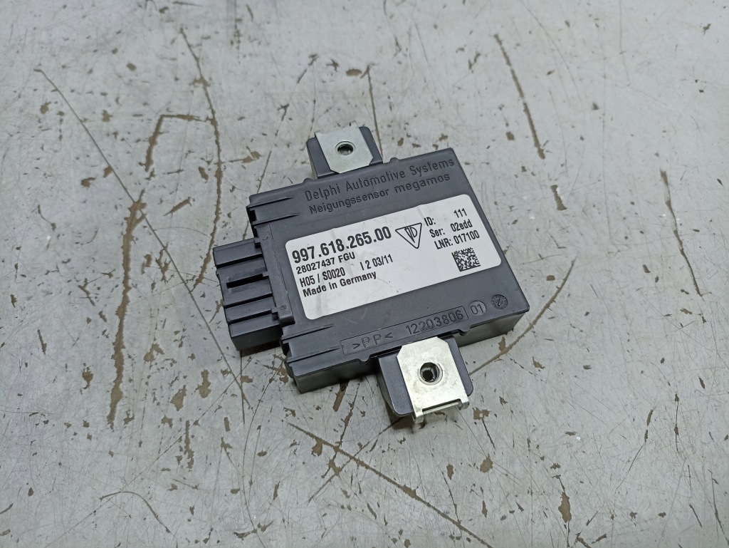 фото №1, Porsche carrera s 911 997 модуль сигнализация 99761826500