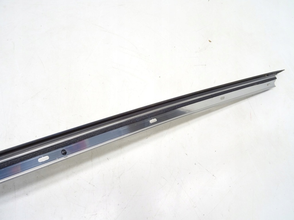 фото №1, Молдинг двері лівий перед lexus rc спортивний/купе