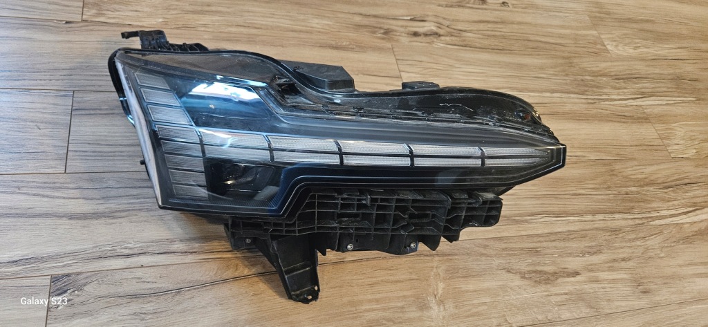 фото №1, Лампа передня права volvo ex30 full led 80000628 europa