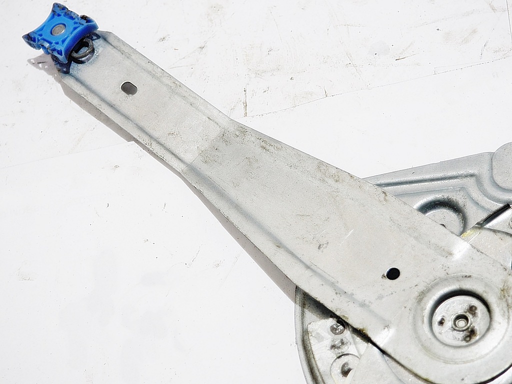 фото №7, Volvo v70 підйомник скло правий передній kompletny