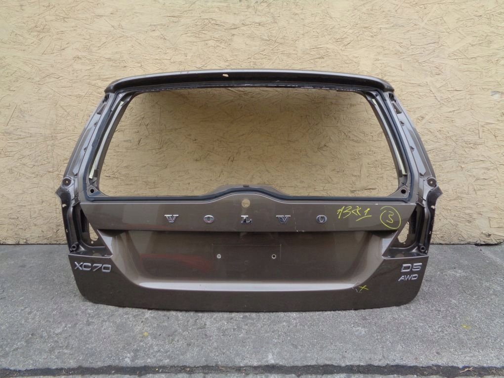 фото №1, Volvo v70 xc70 07- крышка багажника задняя