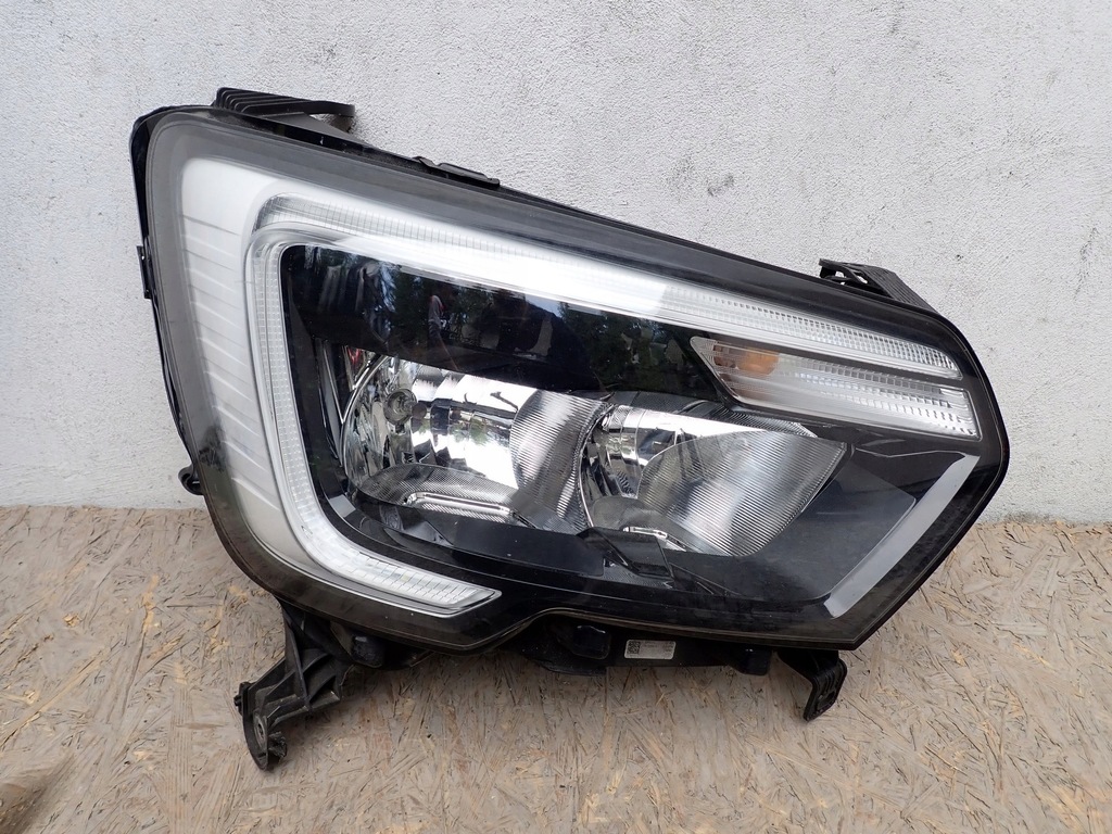 фото №1, Лампа правая фара правый renault master iii lift iv 19-24r 260105567r