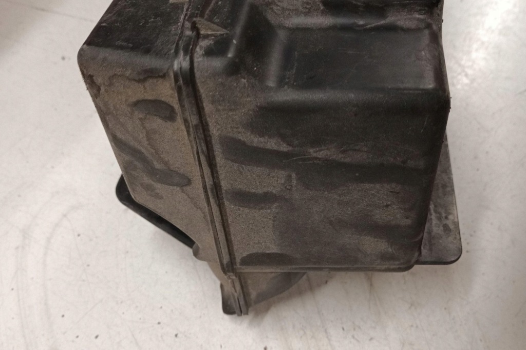 фото №7, Корпус фильтра воздуха citroën c4 grand picasso i ua_ 9650677080 1.6l