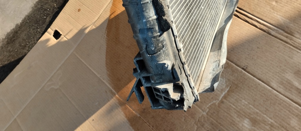 Радіатор води maserati ghibli 3.0d v6 16478746 оригінал 14- Київ