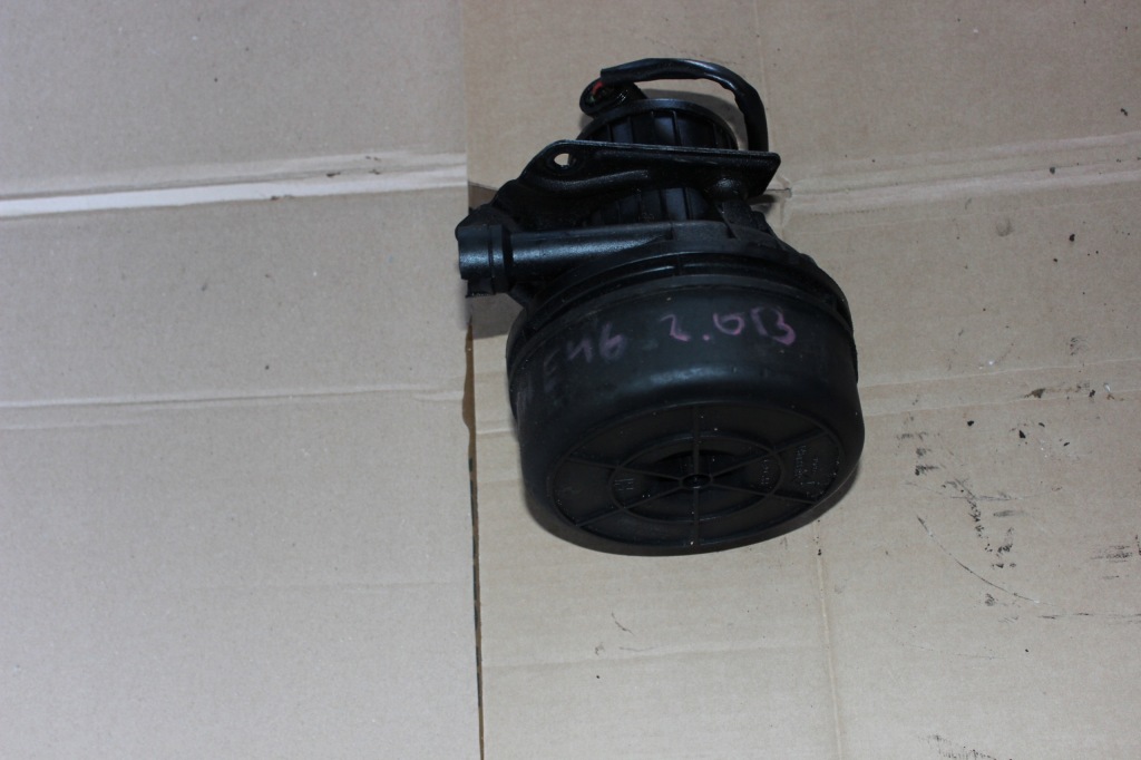 фото №1, Насос повітря bmw 3 e46 2,0b