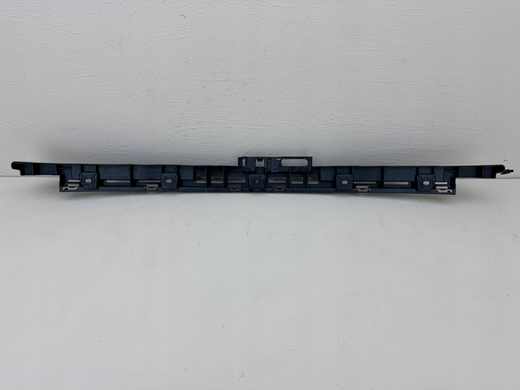 фото №11, Skoda kodiaq 20r- напрямна бампера середній задня 565807863a