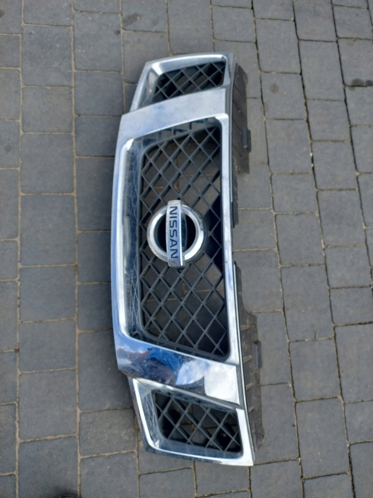 фото №1, Решётка радиатора navara d40 lift