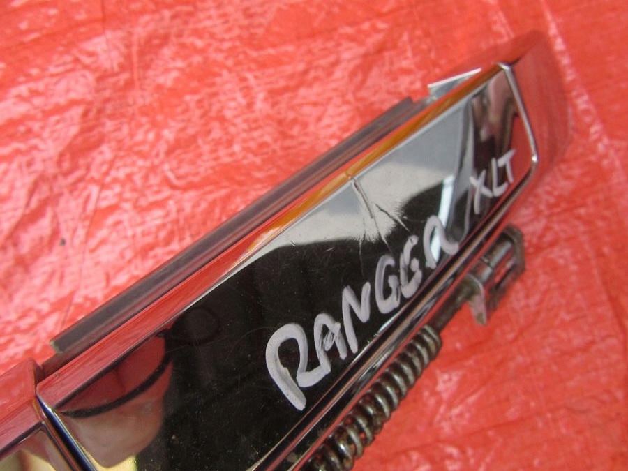 фото №2, Ford ranger 2012 ручка кришки хром