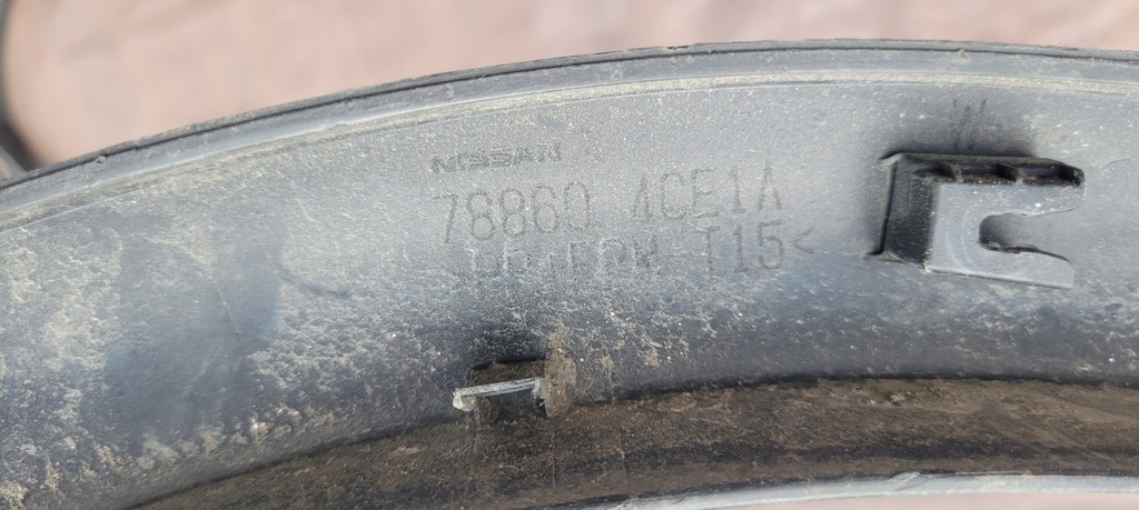 фото №8, Nissan x-trail молдинг крыло правая задняя