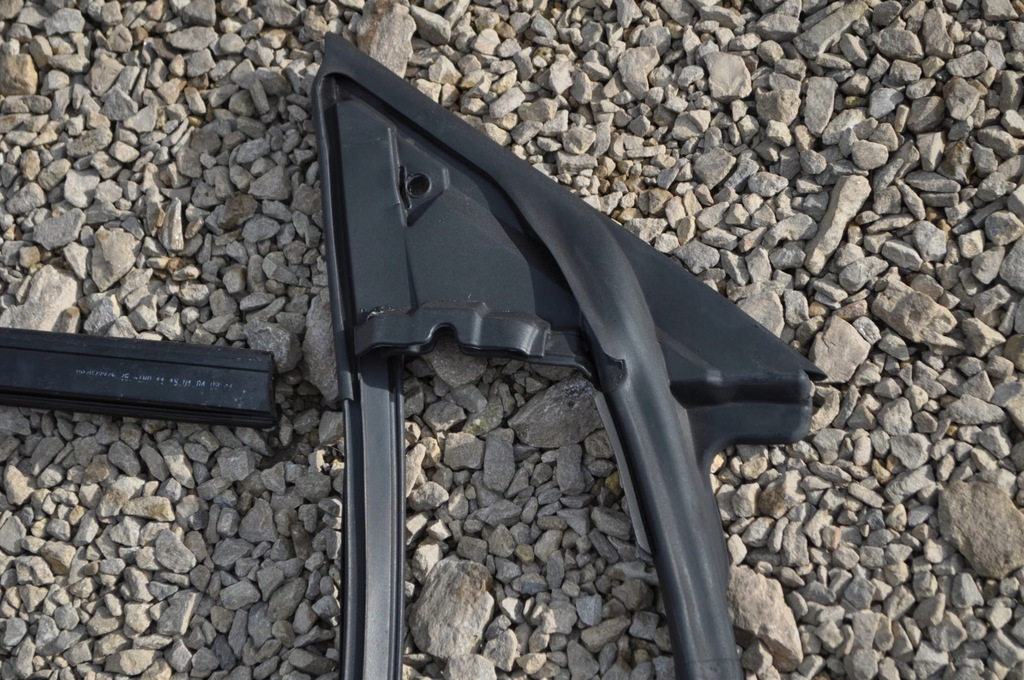 фото №6, Audi a4 b6 b7 cabrio прокладка дверь